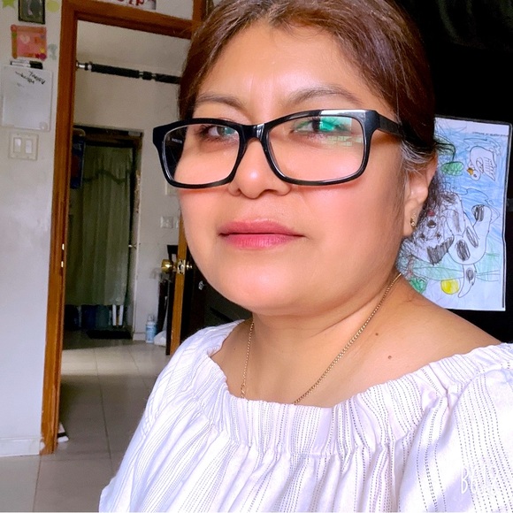 Meet your Posher, Irene - Picture 2 of 2